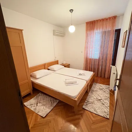 Nikolic Apartment Budva