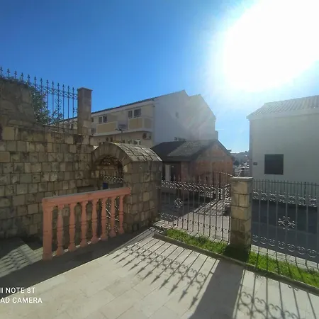Nikolic Apartment